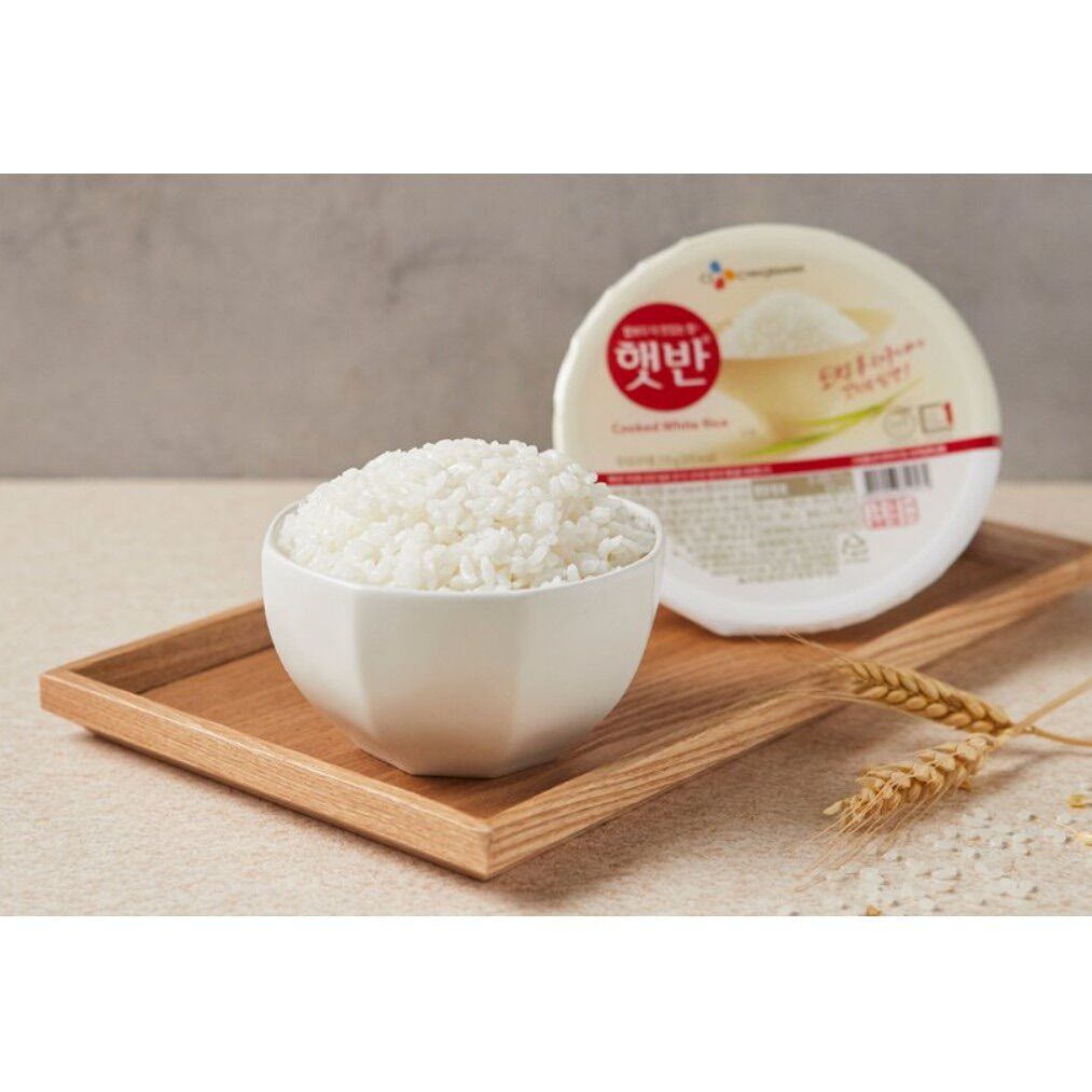 Cơm trắng ăn liền nhập khẩu CJ Hàn Quốc 210g