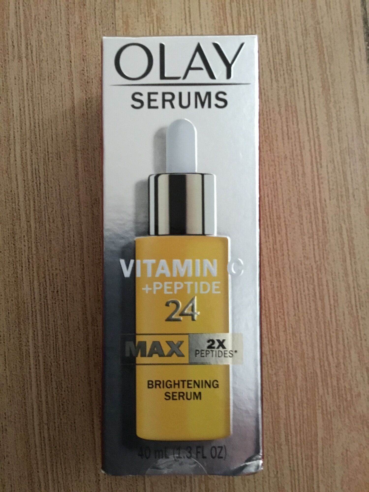 Serum dưỡng ẩm Olay Vitamin C + Peptide 24 trẻ hoá làn da