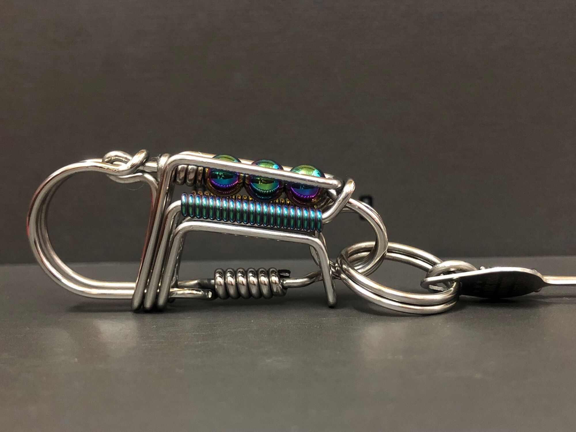 Móc khoá inox titan