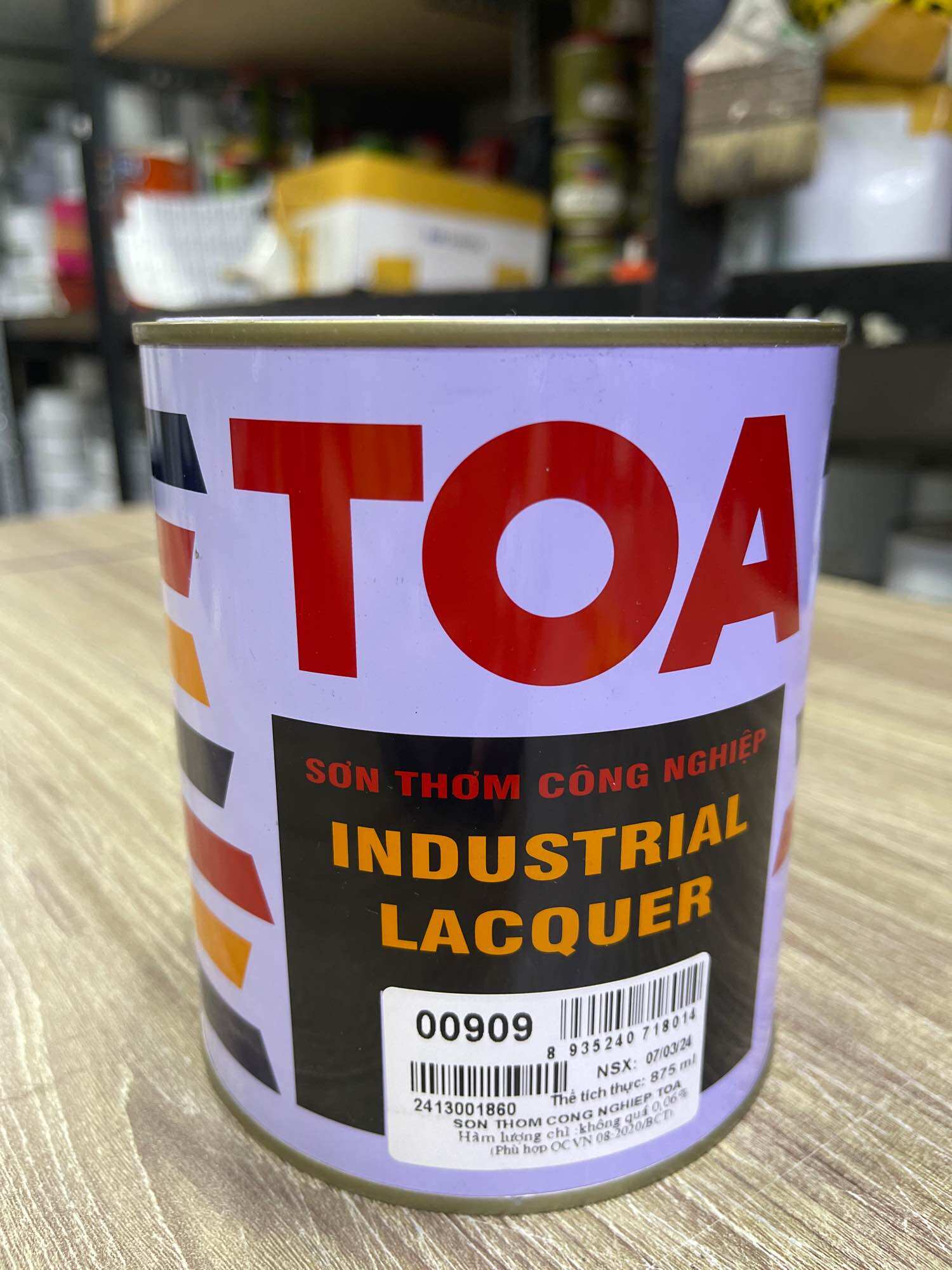 Sơn Toa 909( Bạc). Đóng lon 1kg(sơn oto-xe máy)