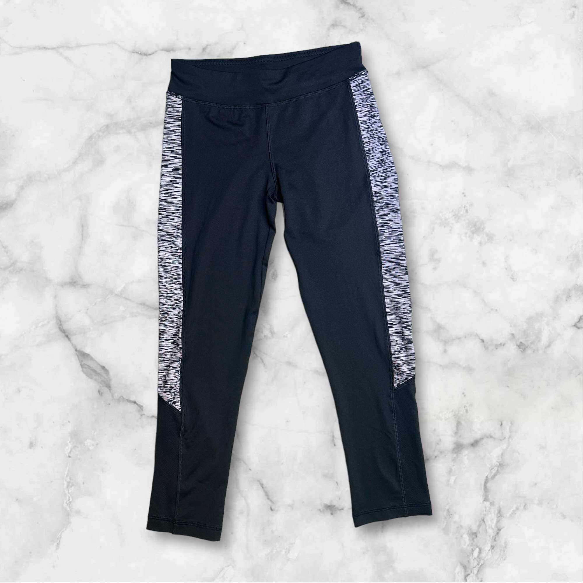 Quần legging size S 45-52kg xả kho
