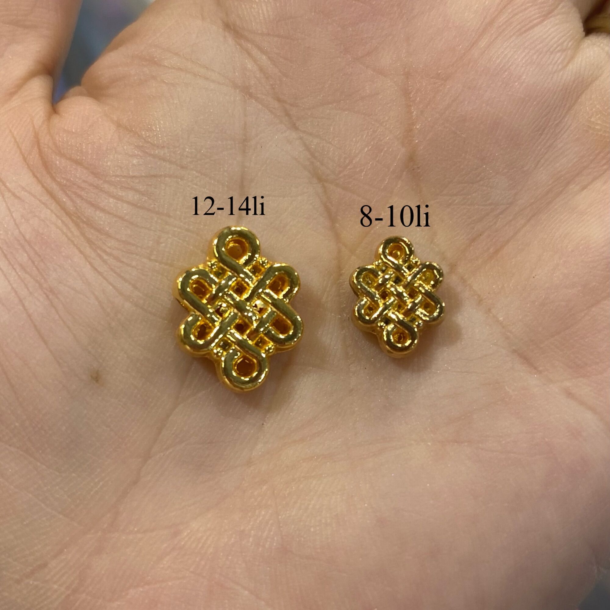 Charm tim đồng tâm kết nối hoa văn làm vòng