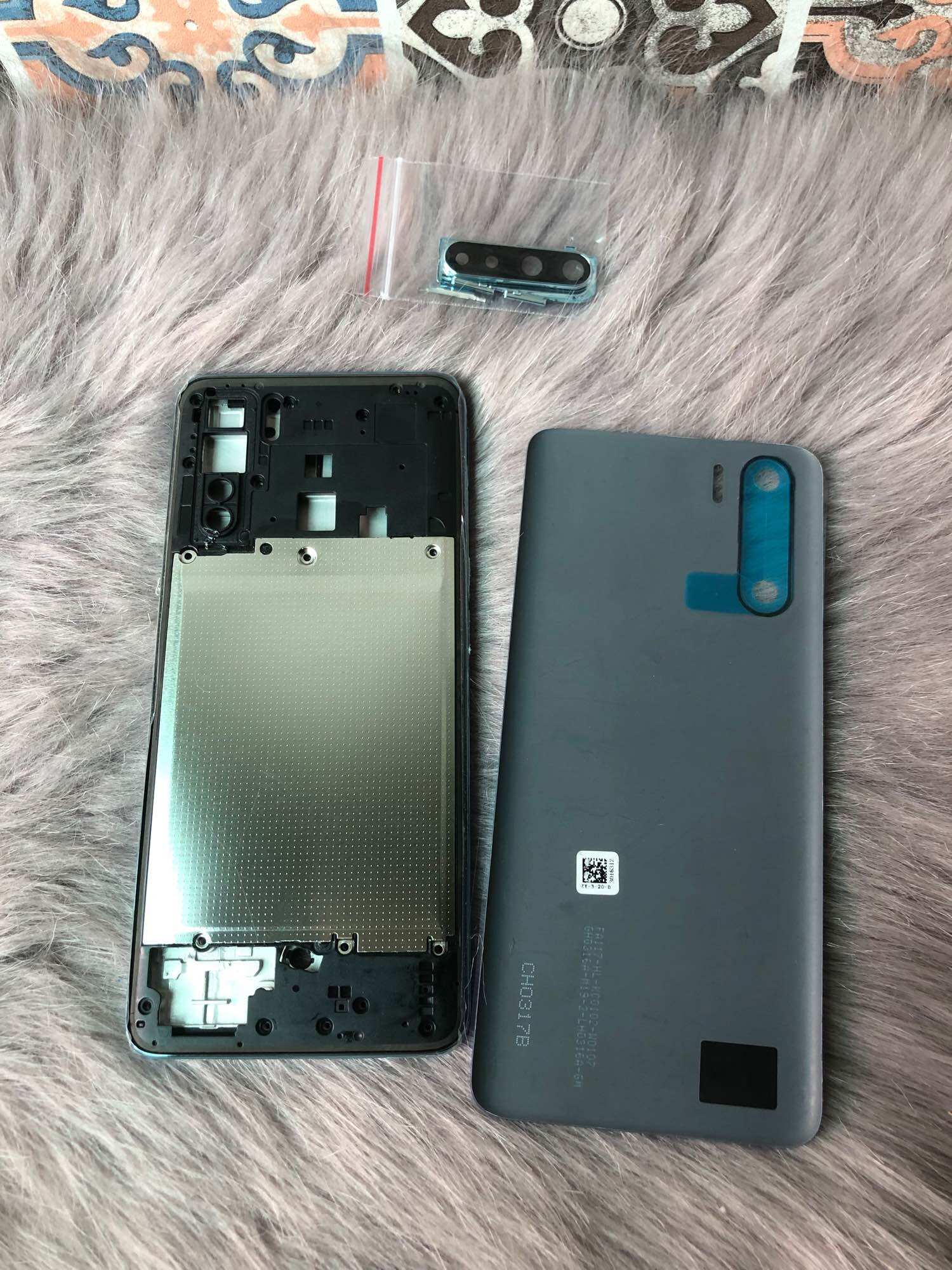Vỏ bộ Oppo A91 new sẵn kính camera + khay sim