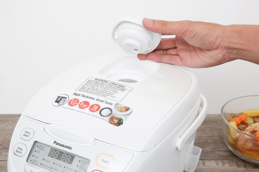 Nồi cơm điện tử Panasonic 1 lít SR-CL108WRA - Hàng chính hãng