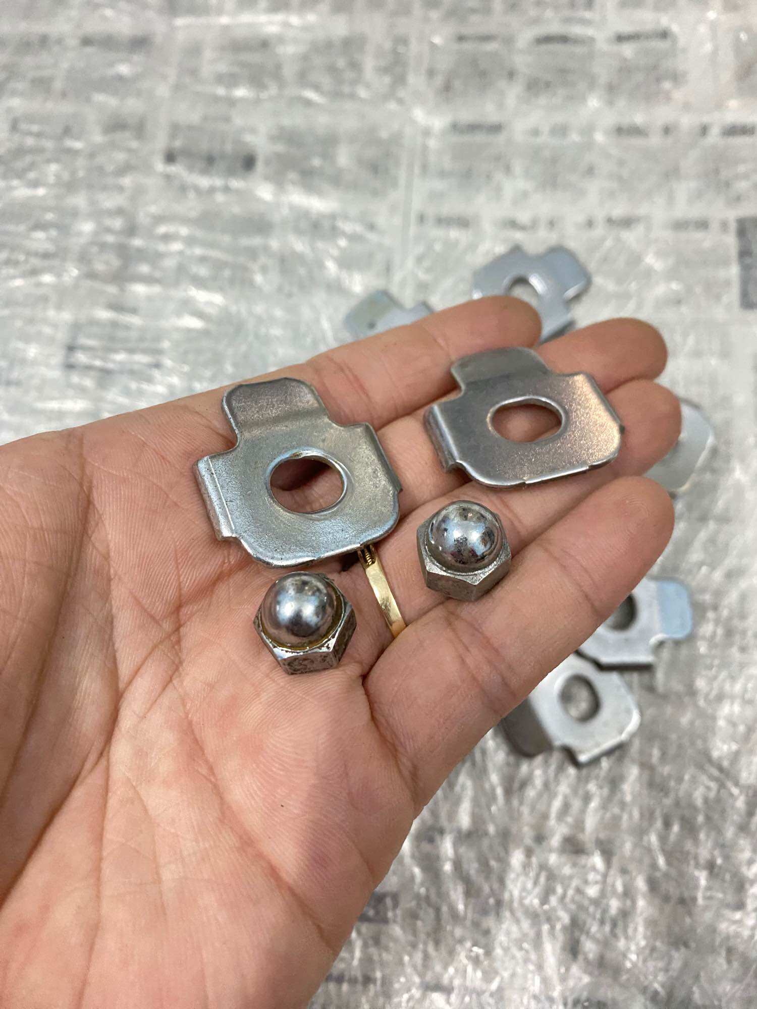 Bộ ốc nẹp bửng xe cub hàng zin rã xe