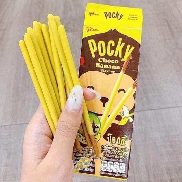 bánh pocky chuối thái lan