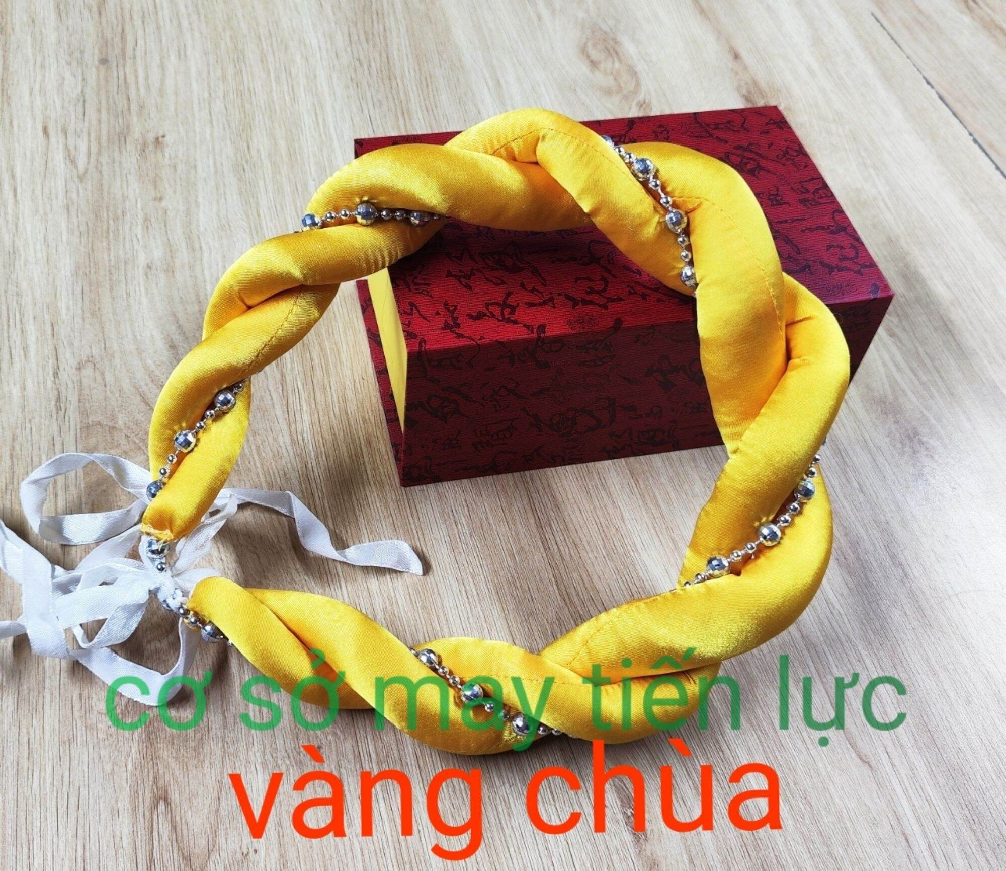 mấn đội đầu