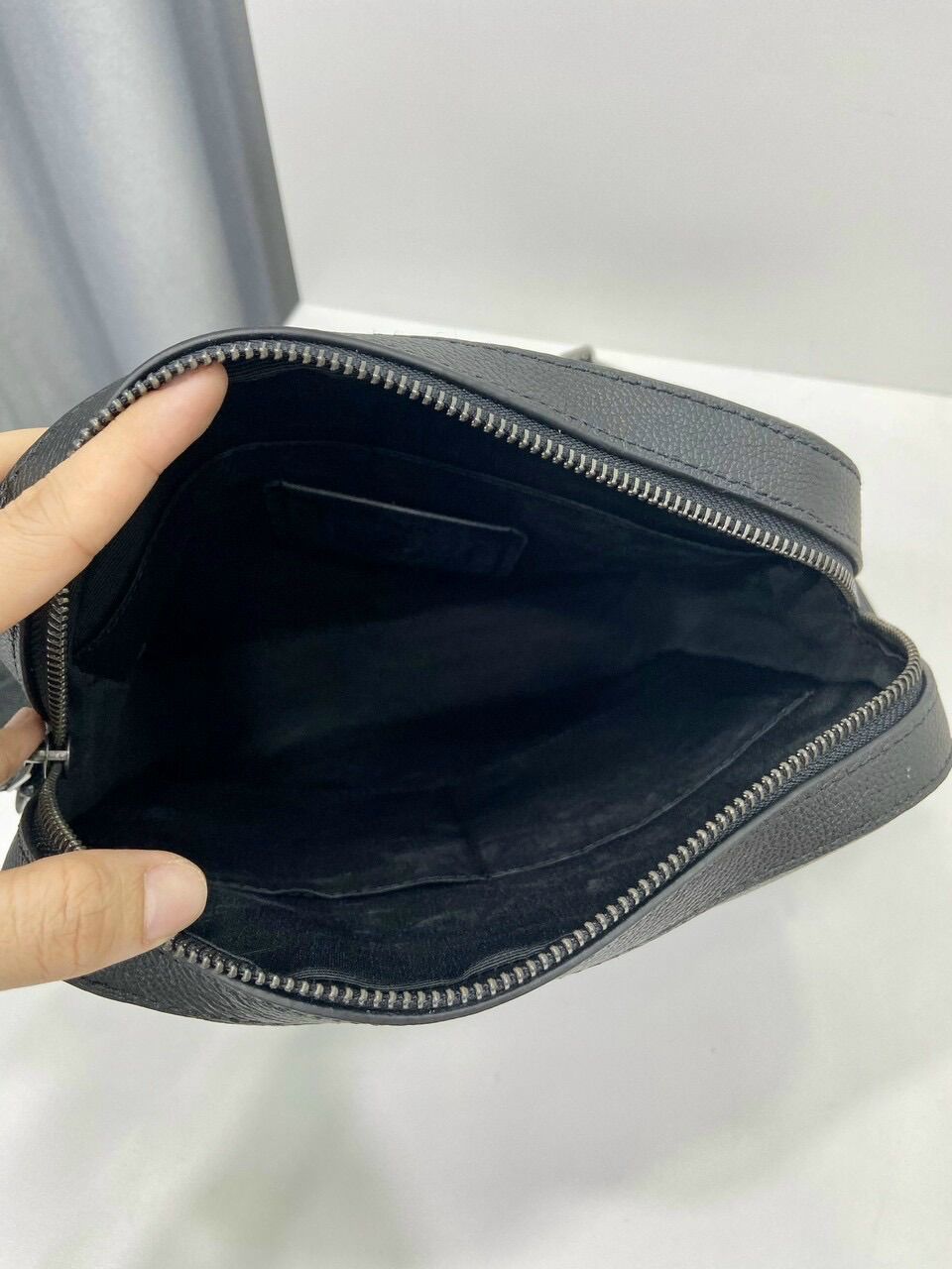 [HCM]Túi đeo chéo Coach nam siêu xịn