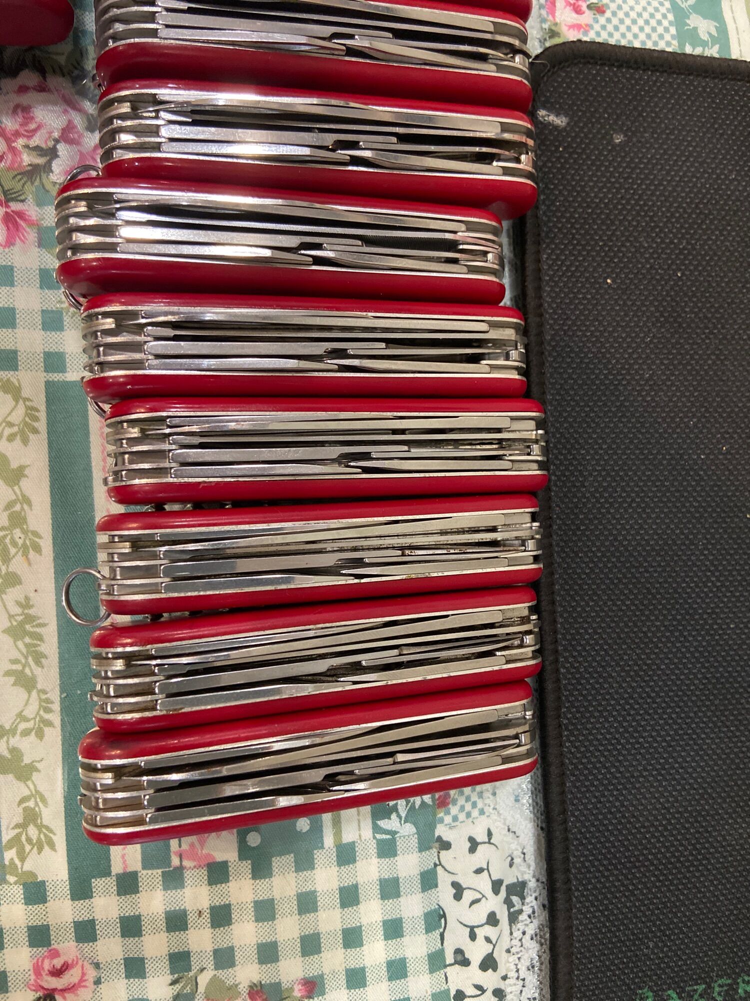 Dụng cụ đa năng Victorinox Huntsman Thụy Sĩ