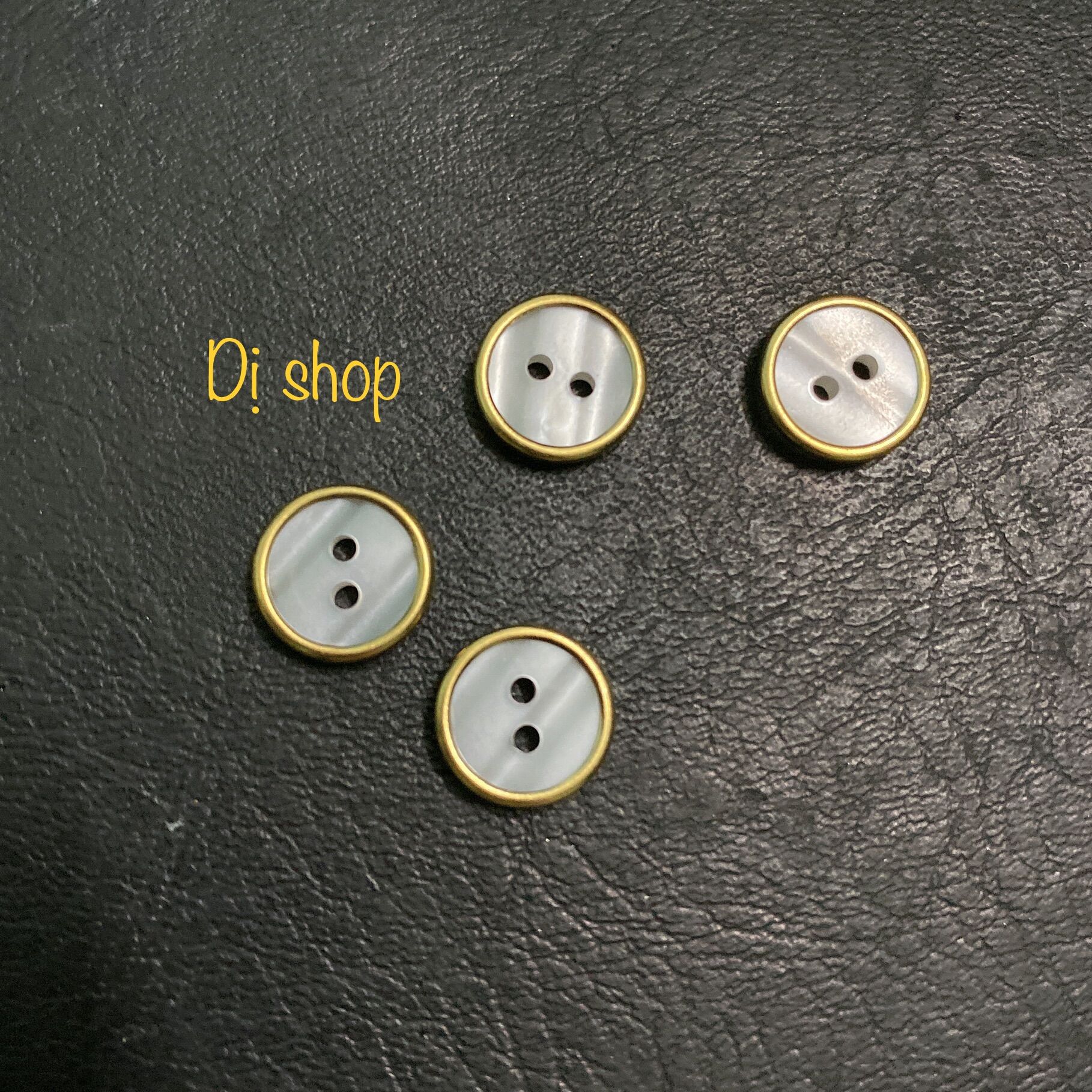 Sét 10 nút sơ mi 1.1cm va 1.3cm 2 lỗ cực xịn