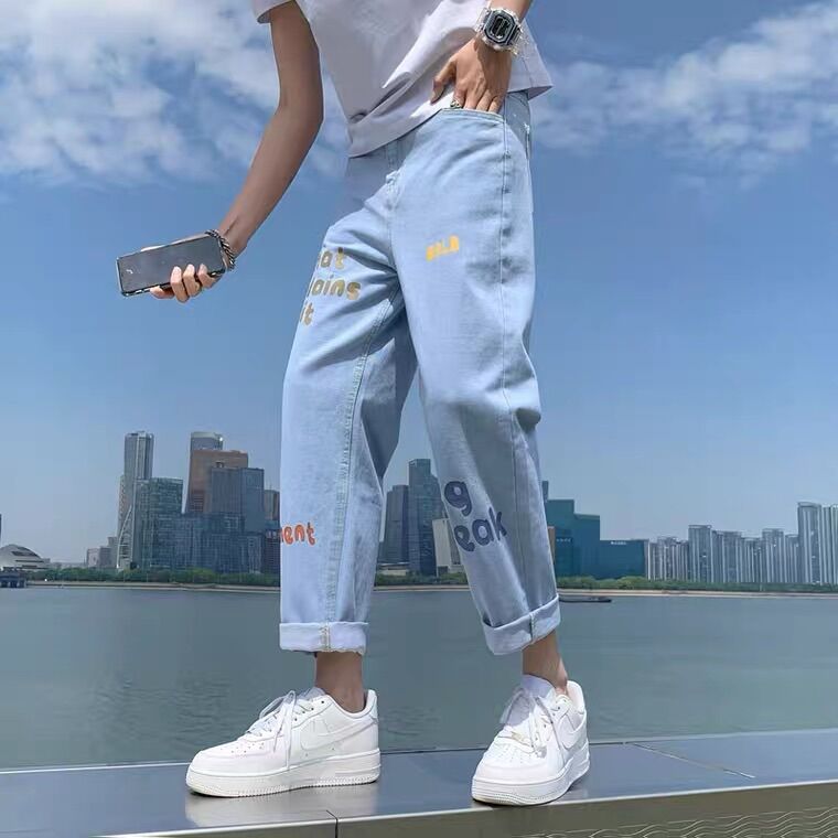 Quần bò dáng baggy nam
