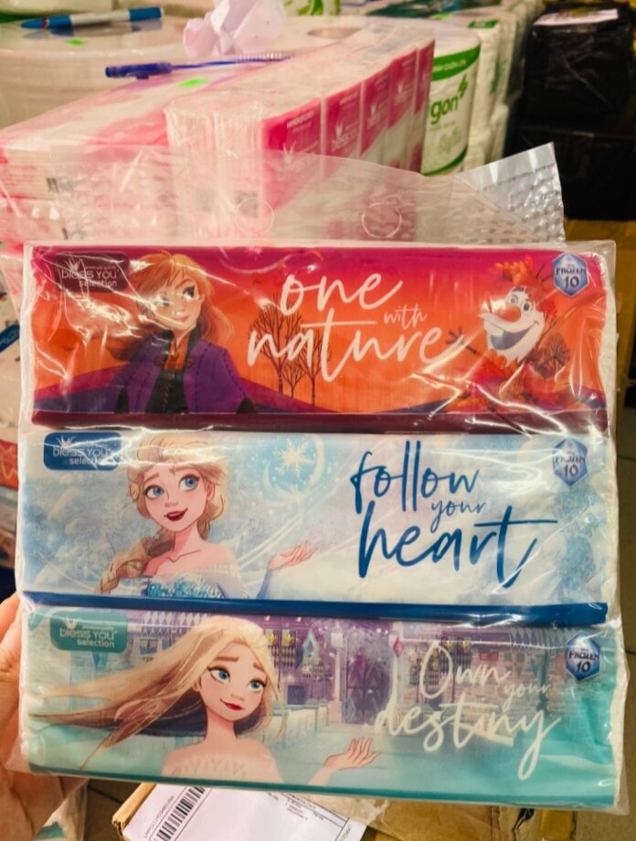 Lốc 3 gói Khăn Sofpack - Bless You Selection Disney gói 150 tờ