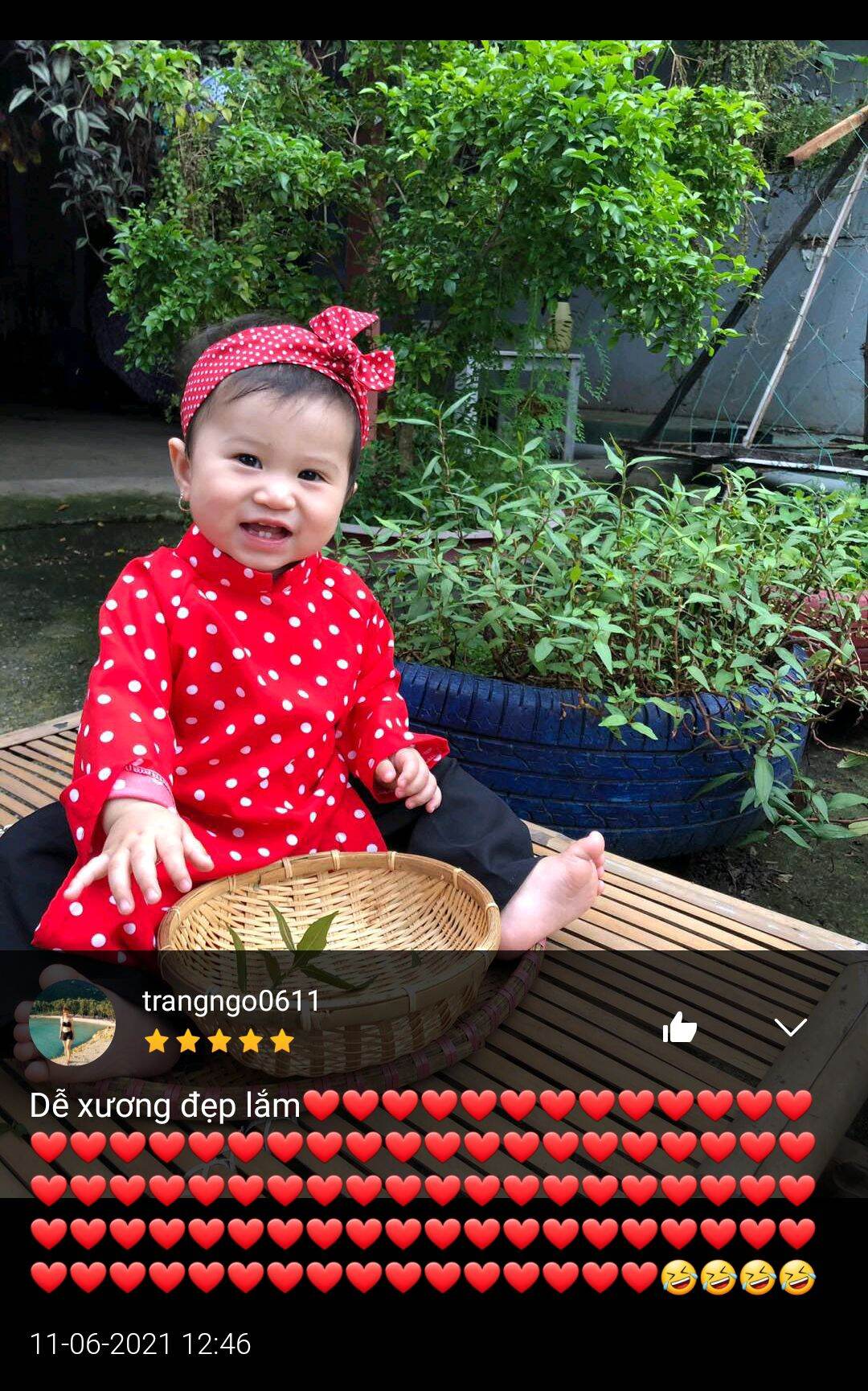 Set áo dài chấm bi đỏ