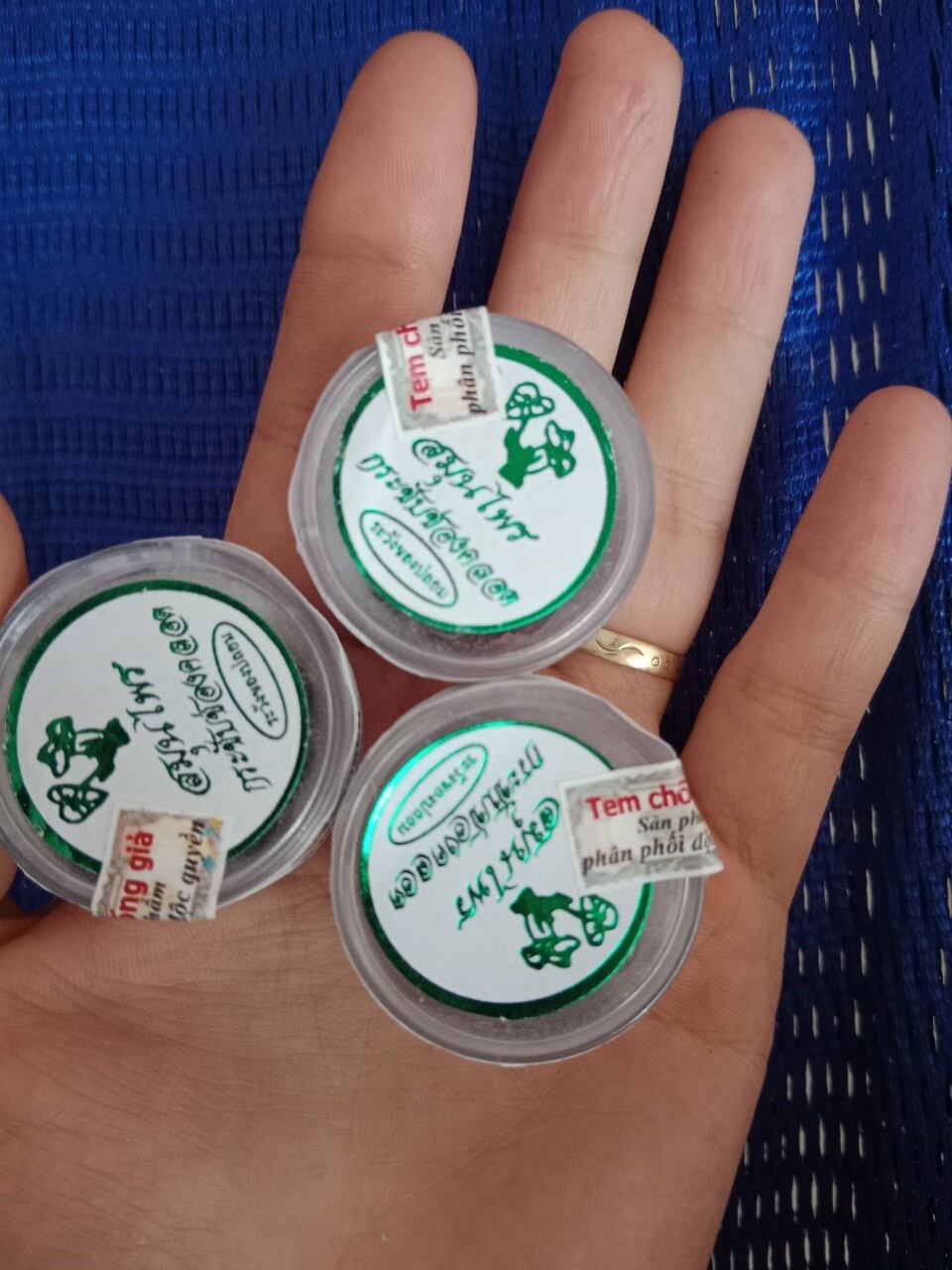 Viên đặt se khít Thái Lan