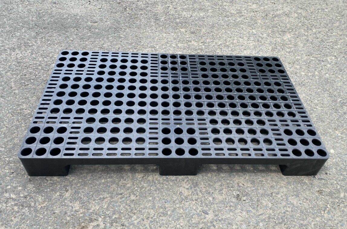 Pallet nhựa 100x60x10cm