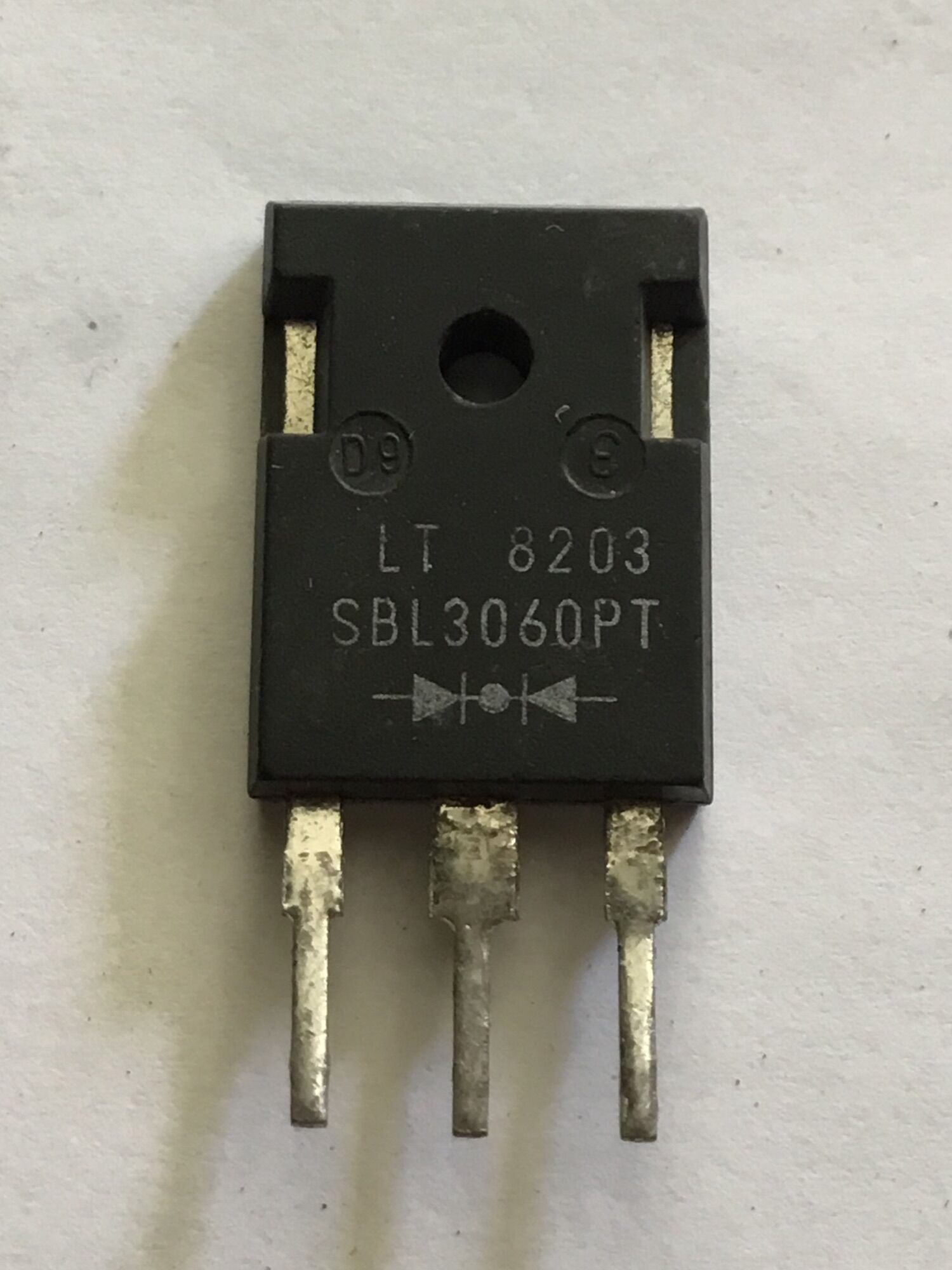 1 CHIẾC ĐIỐT SBL3060PT THÁO MÁY