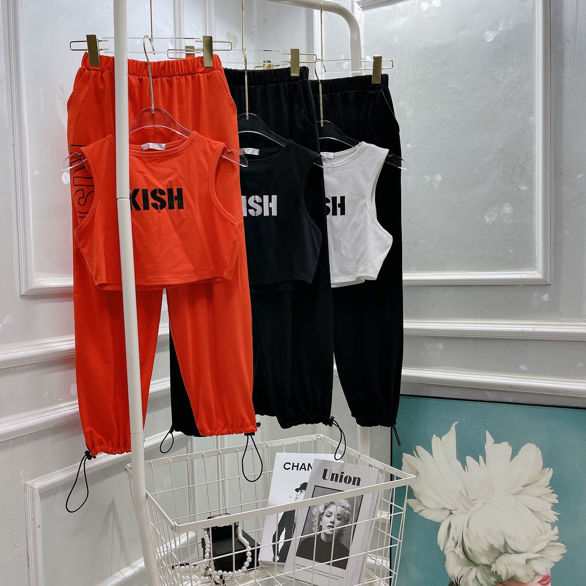 BỘ THỂ THAO CROPTOP 3 LỖ KISH LV01