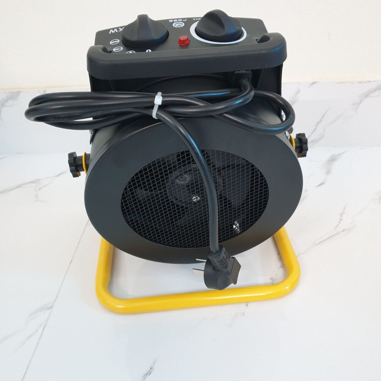 Máy sấy gió nóng mitsuta eh02 2kw- quạt sưởi công nghiệp, quạt sưởi gió nóng công nghiệp, máy sấy bằng điện trở