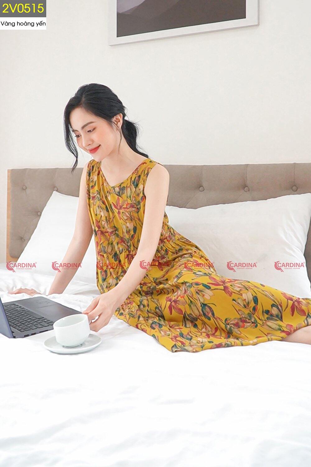 Váy lanh lệch tầng hoa nhí cao cấp cardina