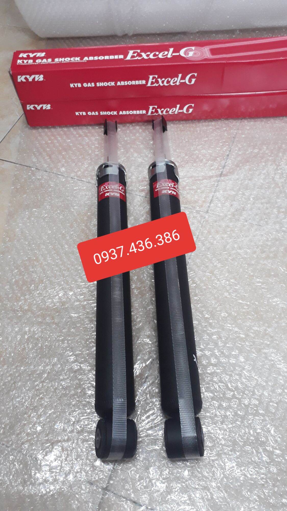 KYB Excel-G Gas Strut Front Left Shock | Honda Civic Coupe EX/LX (06-11) (339207)