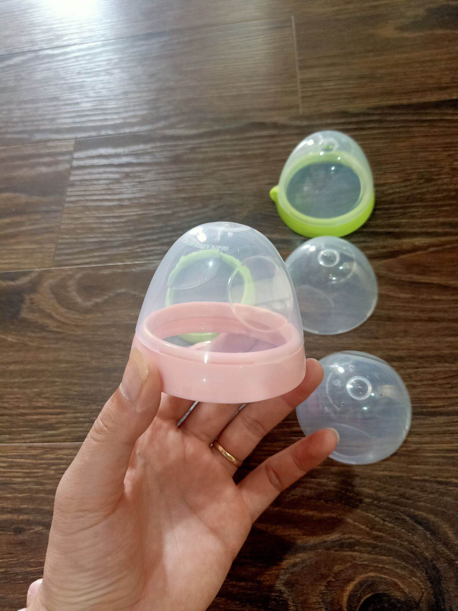 nắp và cổ bình sữa comotomo đủ màu đẹp