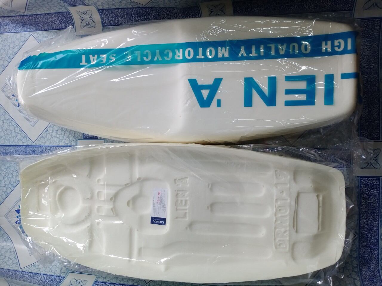 Mút yên xe Dream