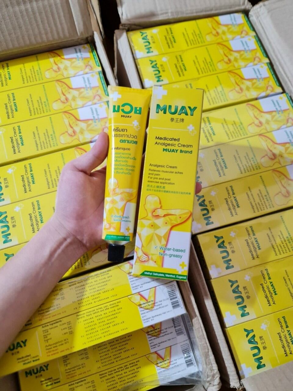 Tuýp kem nóng xoa bóp muay thái lan chính hãng- dạng kem