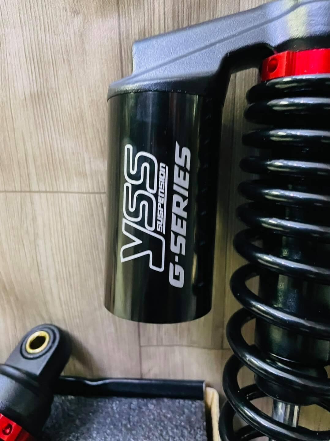 Phuột yss bình dầu đen gắn wave deam