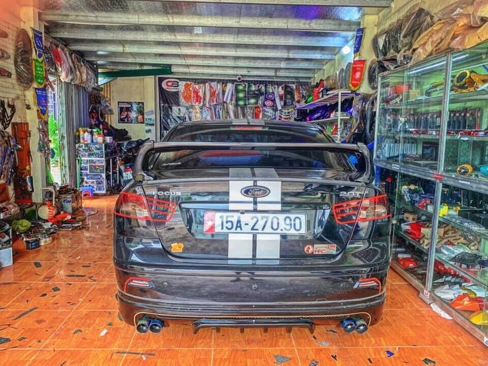 Đuôi gió thể thao các dòng xe sedan