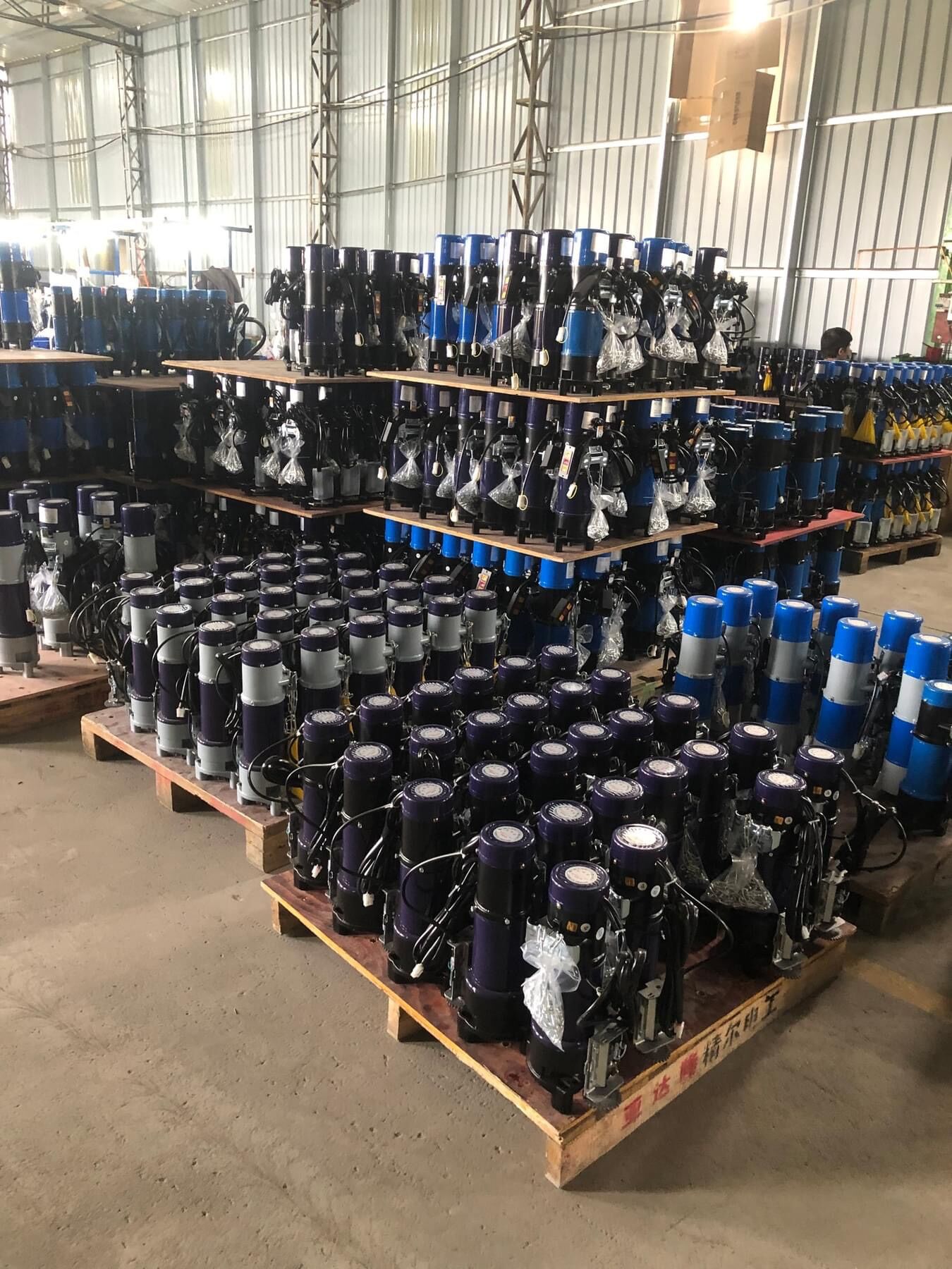Mô tơ cửa cuốn AC 500kg