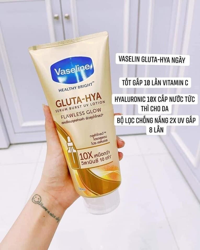 Vaseline 10x serum gluta hya ngày