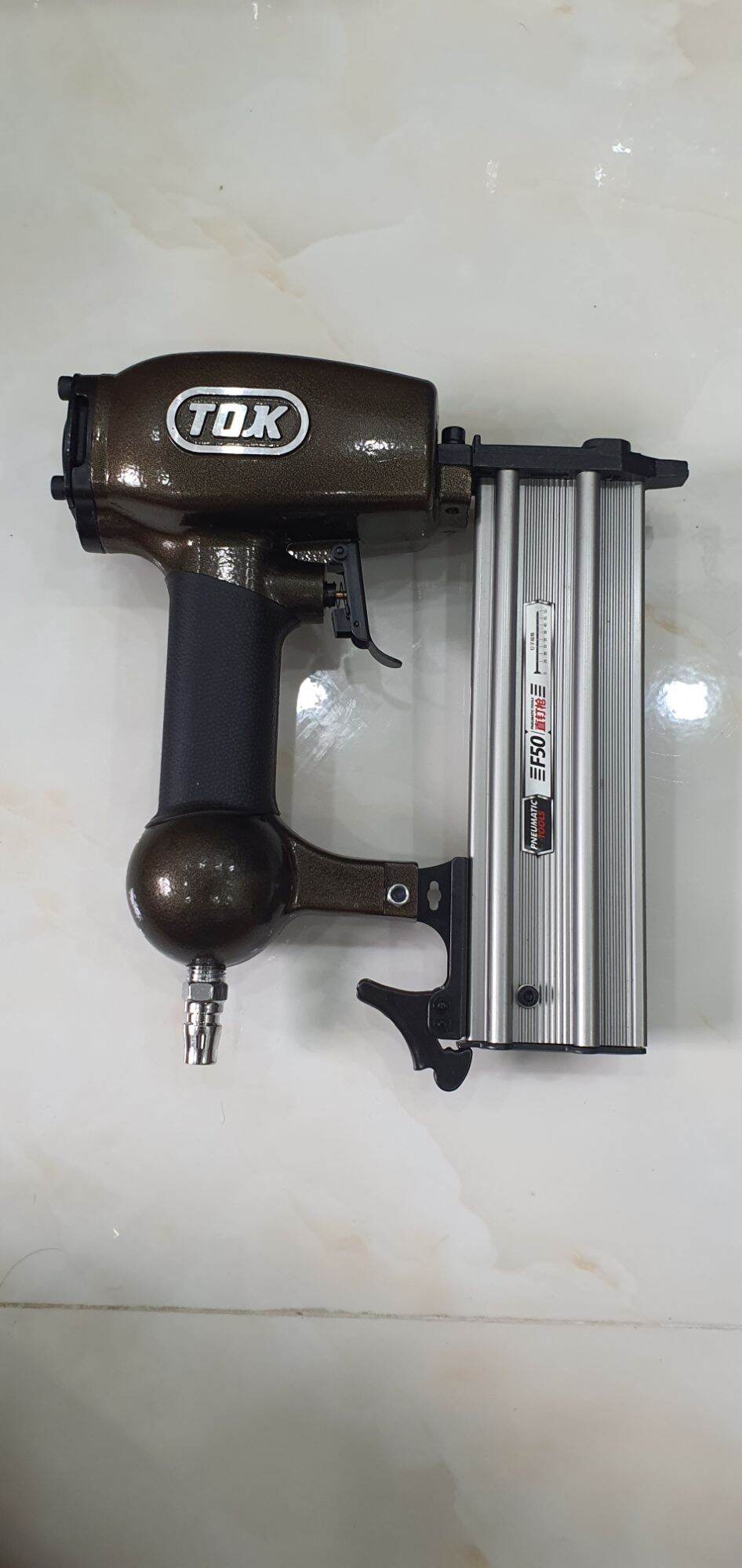Súng Bắn Đinh TOK F50 ( Gỗ)