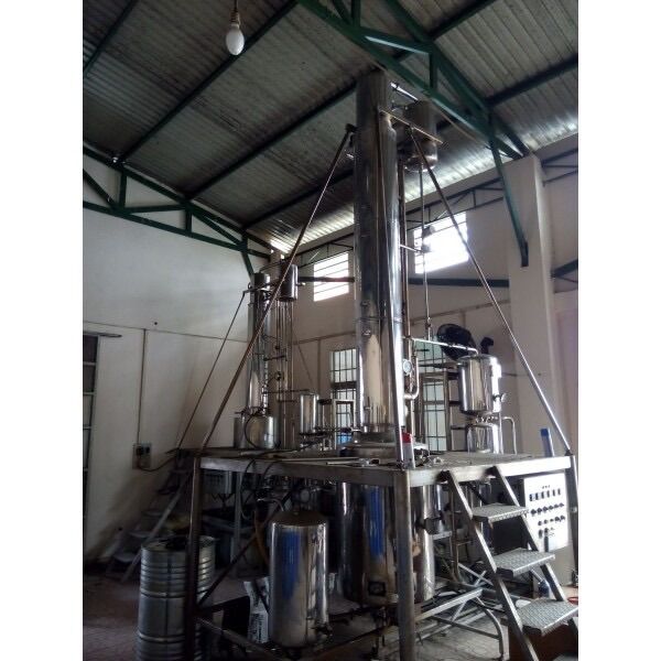 [Nhập RS0722 giảm 30k cho đơn 99k]0.5 LÍT TINH DẦU SẢ PHƯỚC QUẢNG