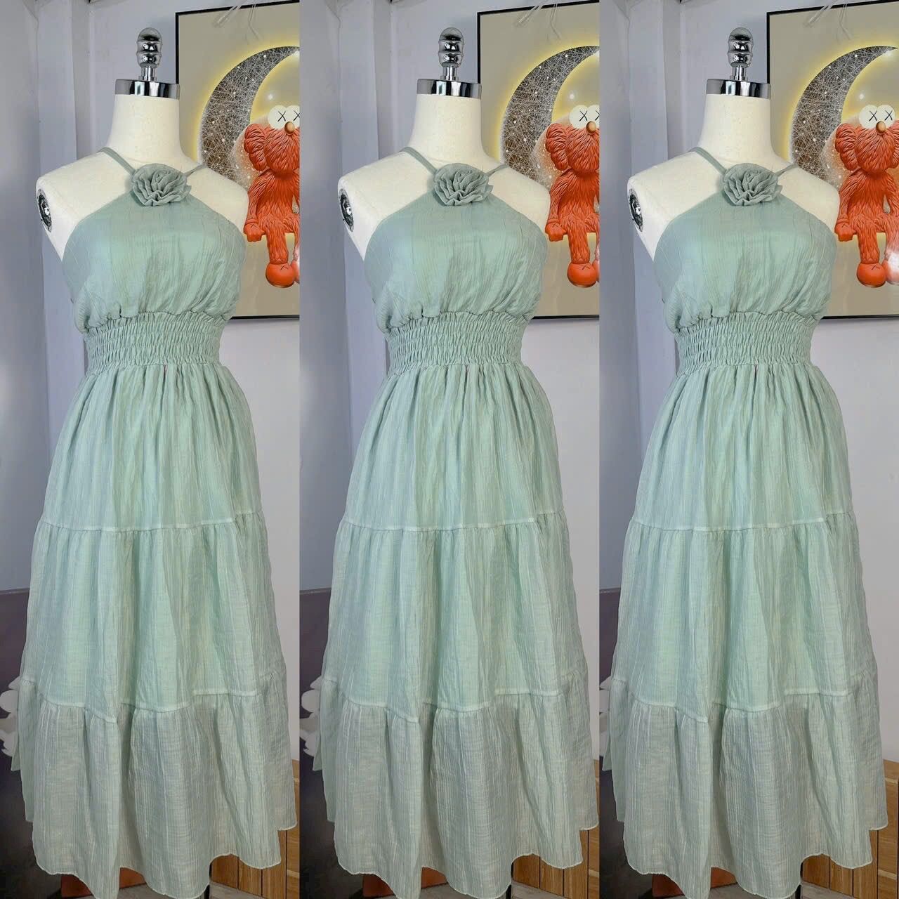 Đầm maxi cổ yếm bo eo phối hoa cổ siêu đẹp thanh lịch - M22