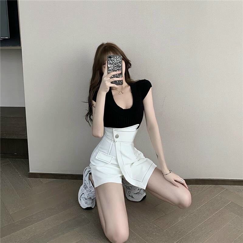 Chân Váy Kaki Đắp Chéo Chỉ Nổi