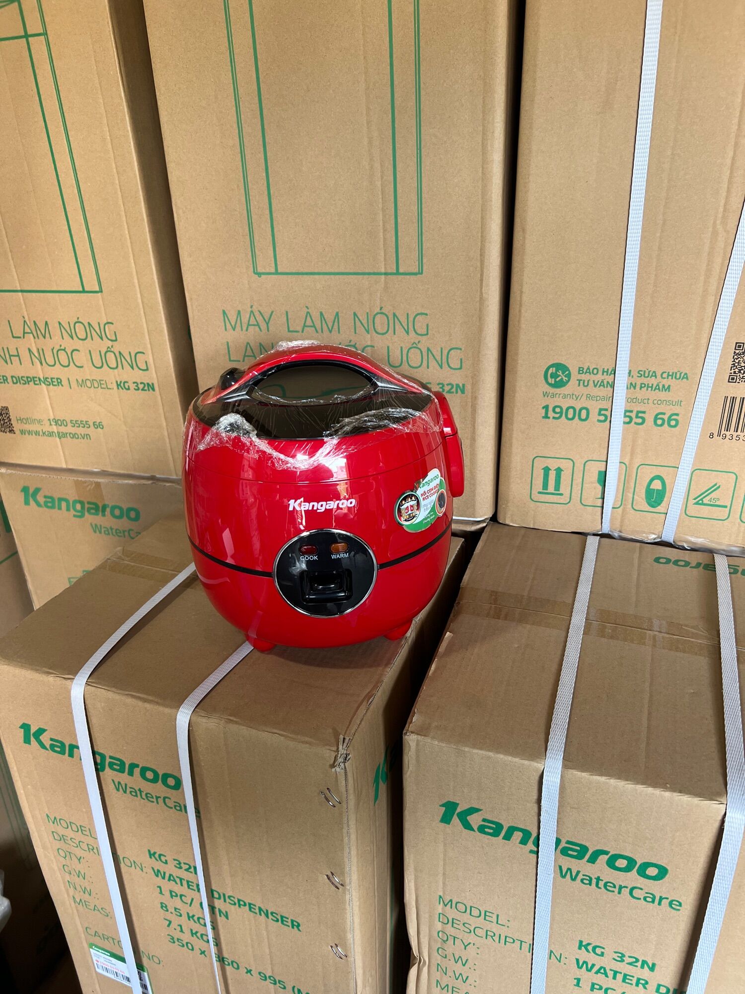 Nồi cơm điện Kangaroo 1.2 lít KG822 đỏ