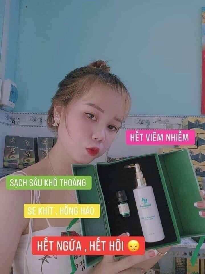 Dung dịch  vệ  sinh phụ  nữ  huỳnh  đỗ (tặng  kèm chai nước hoa vùng  kín)