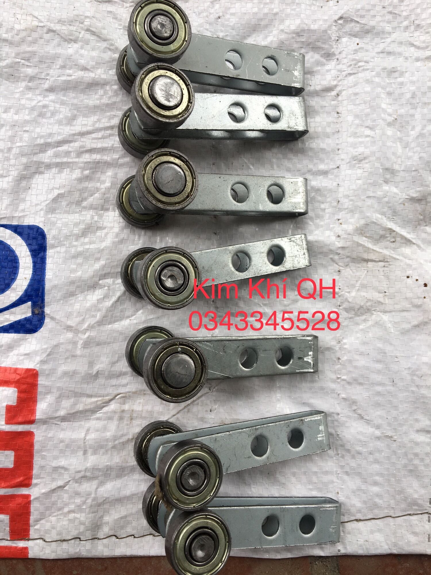 Com bô 10 Bi treo cửa xếp Đài Loan