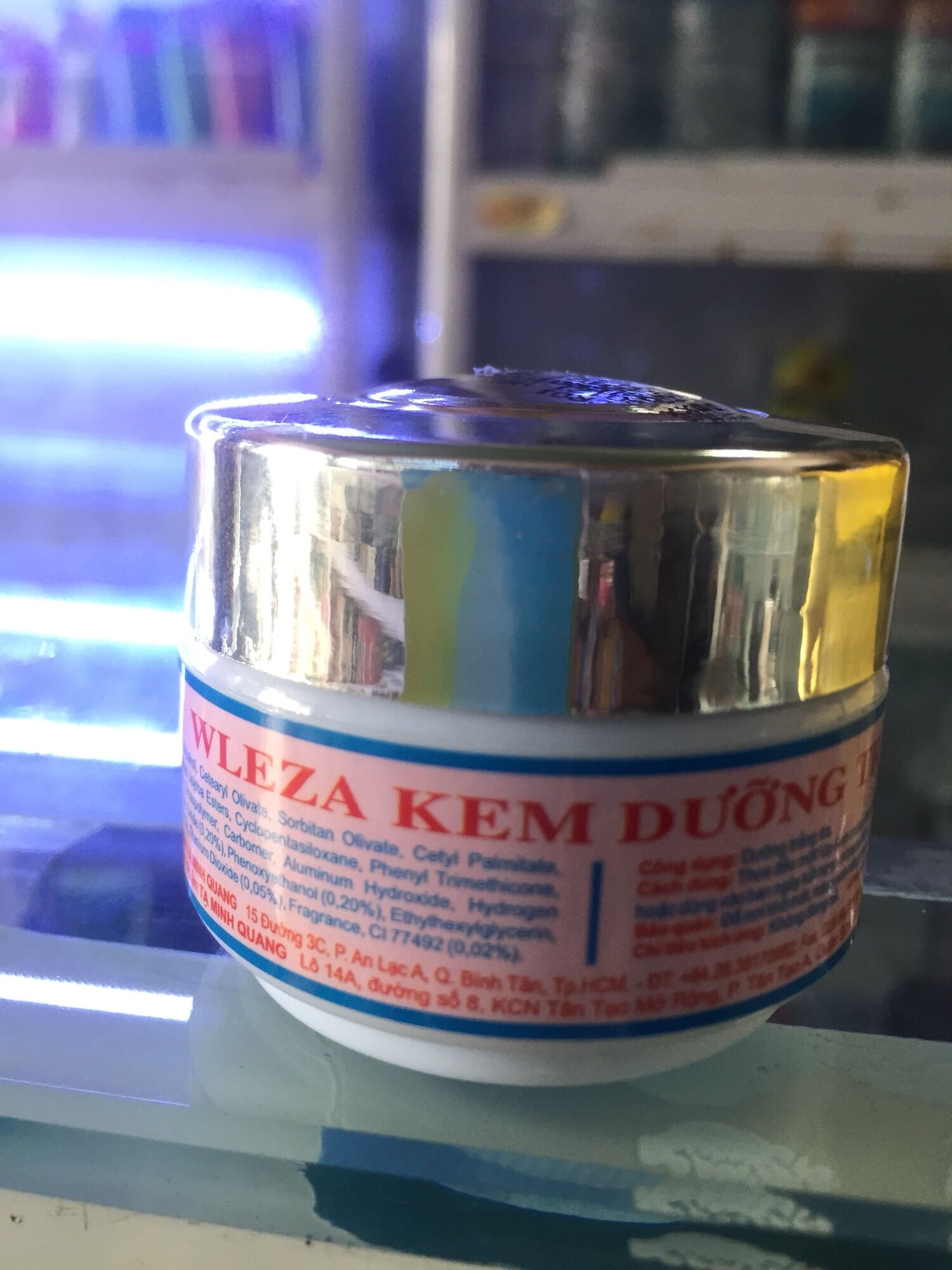 Kem Wleza dưỡng trắng da