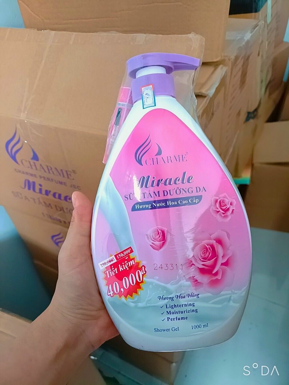 Sữa tắm 1000ml hương hoa Hồng