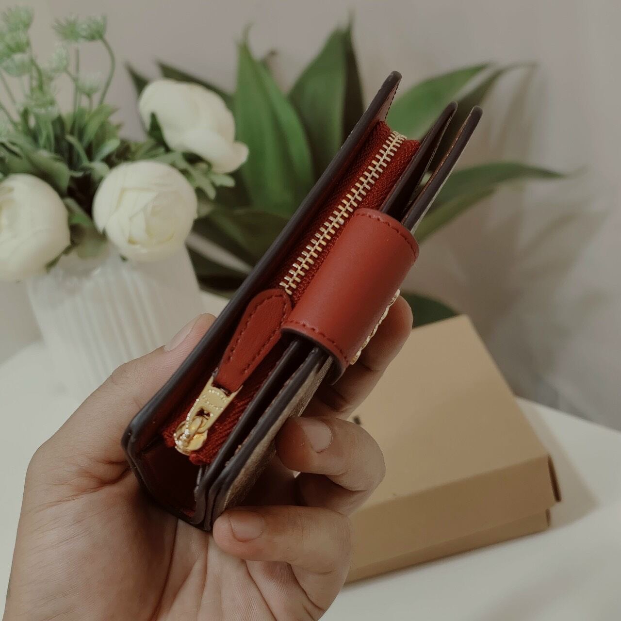 VÍ C0ACH - MEDIUM CORNER ZIP WALLET da thật đẹp mê li