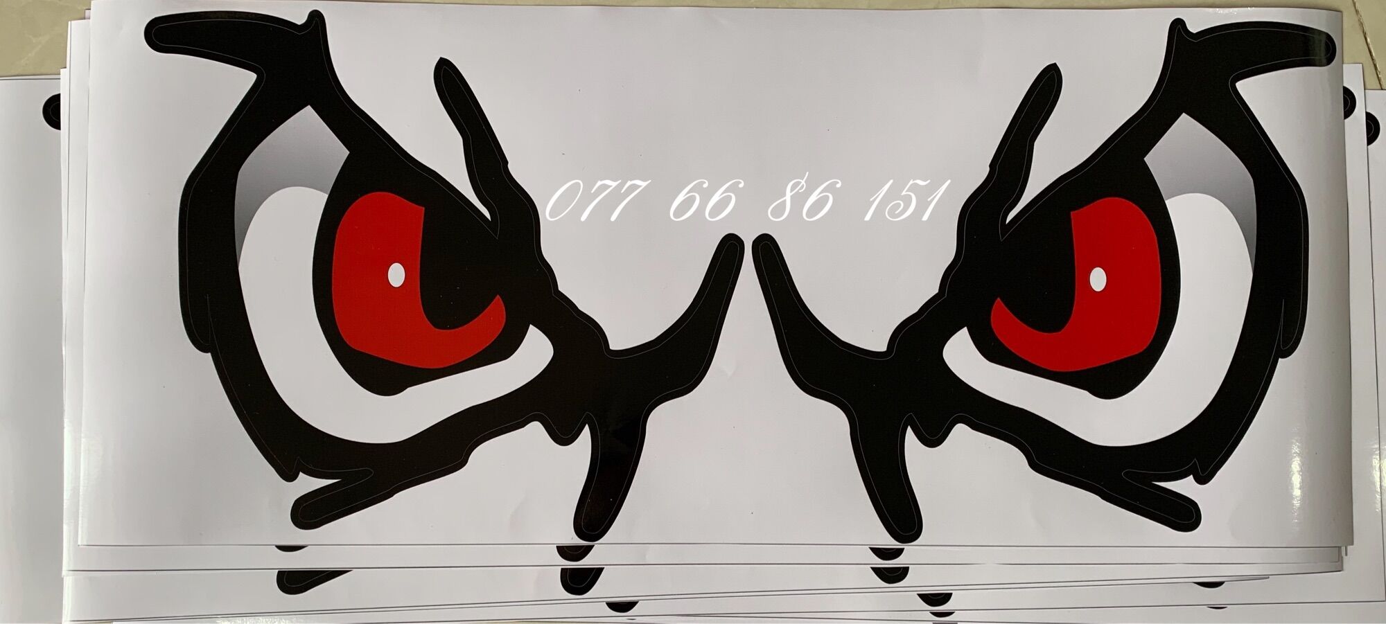 Tem Đôi Mắt Dán Xe Tải.Tem Dán Xe Tải Đôi Mắt