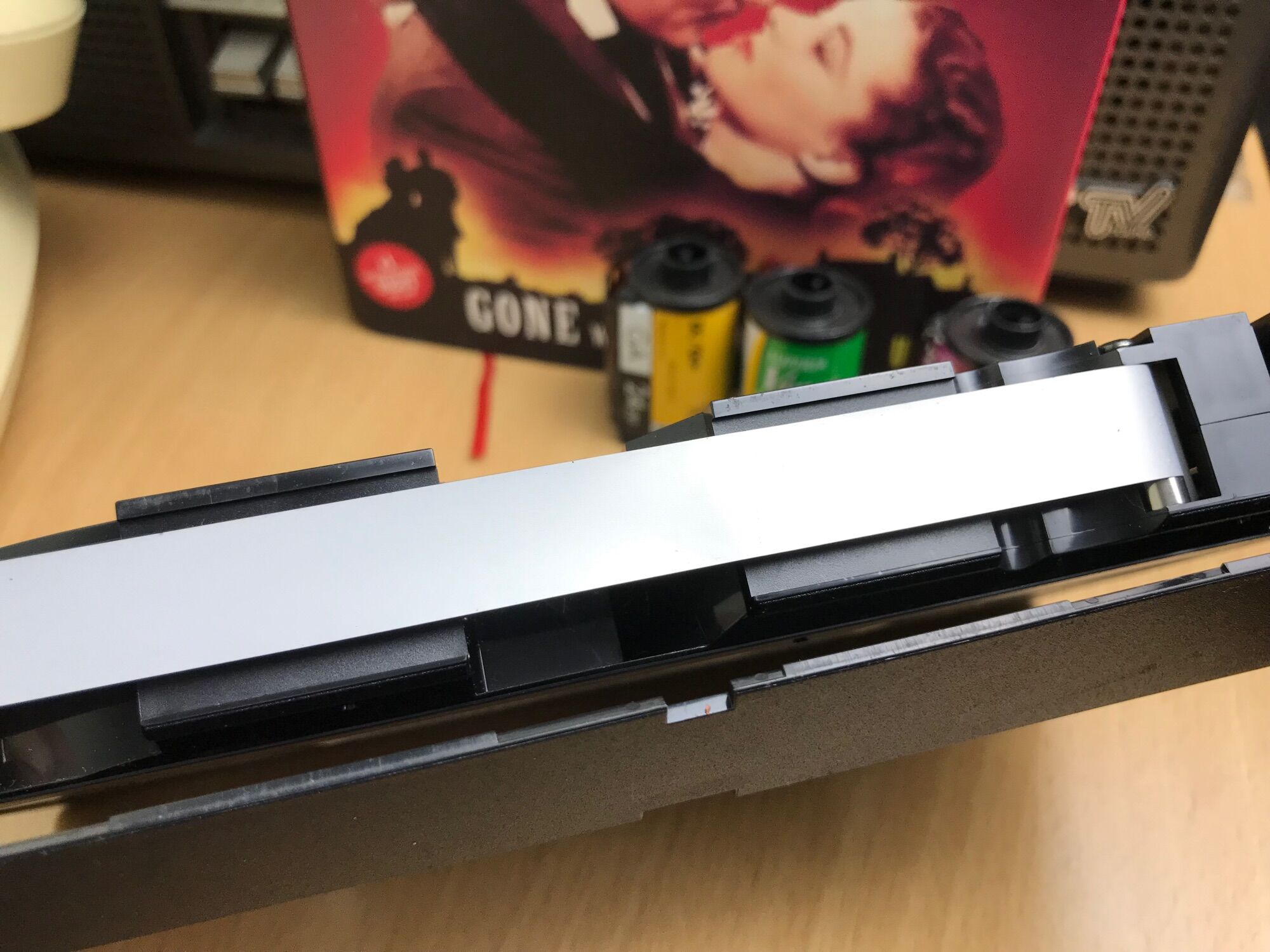Băng vệ sinh đầu từ VHS