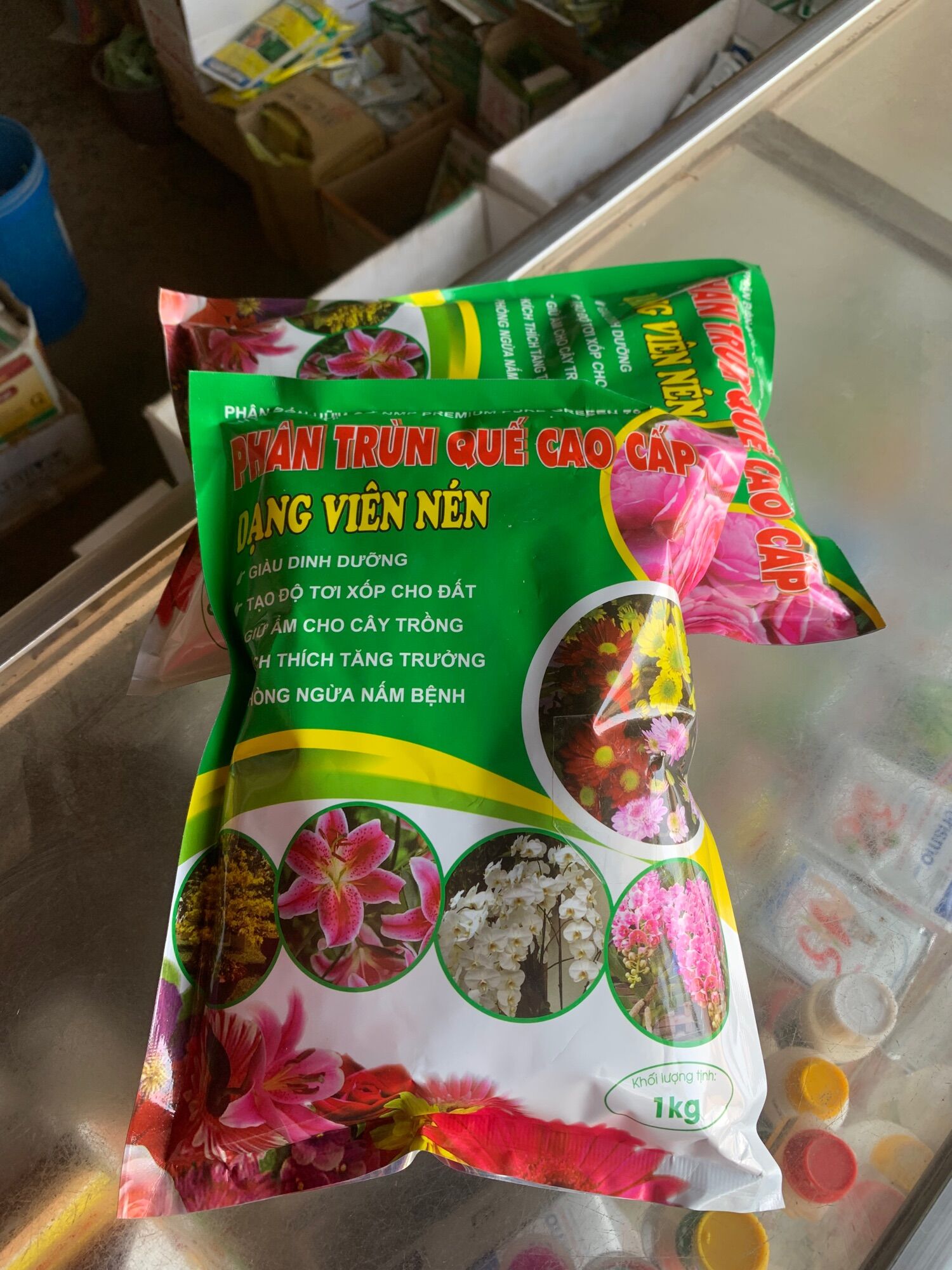 Phân Trùn Quế  cao cấp dạng viên nén gói 1kg