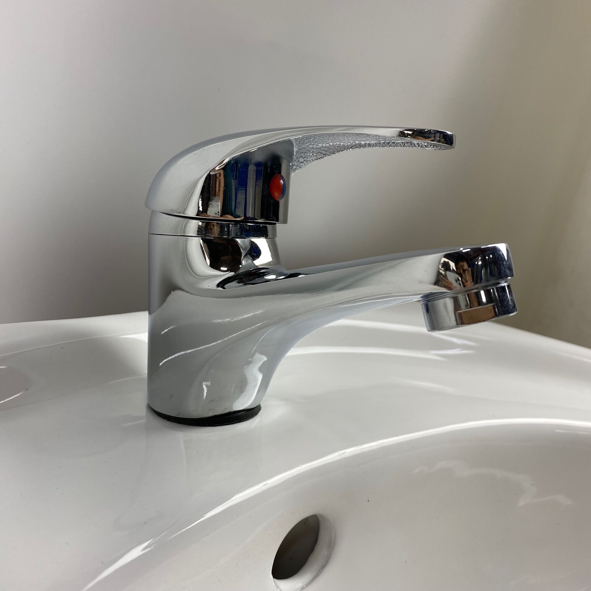 Vòi lavabo, vòi đơn, vòi 1 đường nước lạnh, vòi rửa tay, vòi đơn rửa mặt, vòi lạnh rửa tay