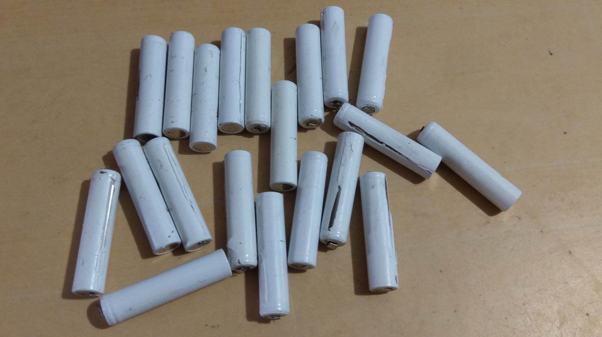 10 ĐÔI  PIN SẠC UNIDEN. 1,2 V chính hãng ( 10 đôi )