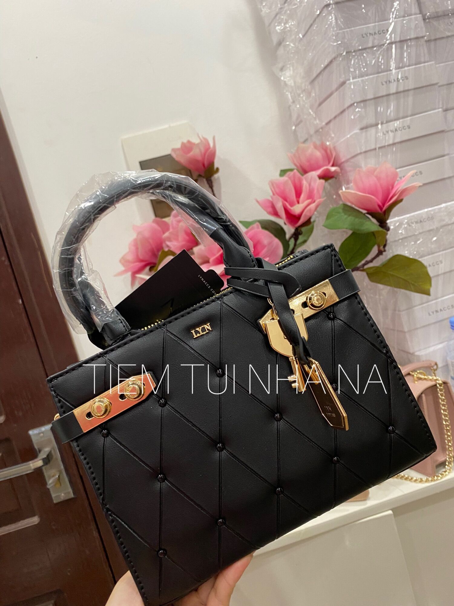 LYN FINESSTED BOXY| Lyn công sở sang 20cm