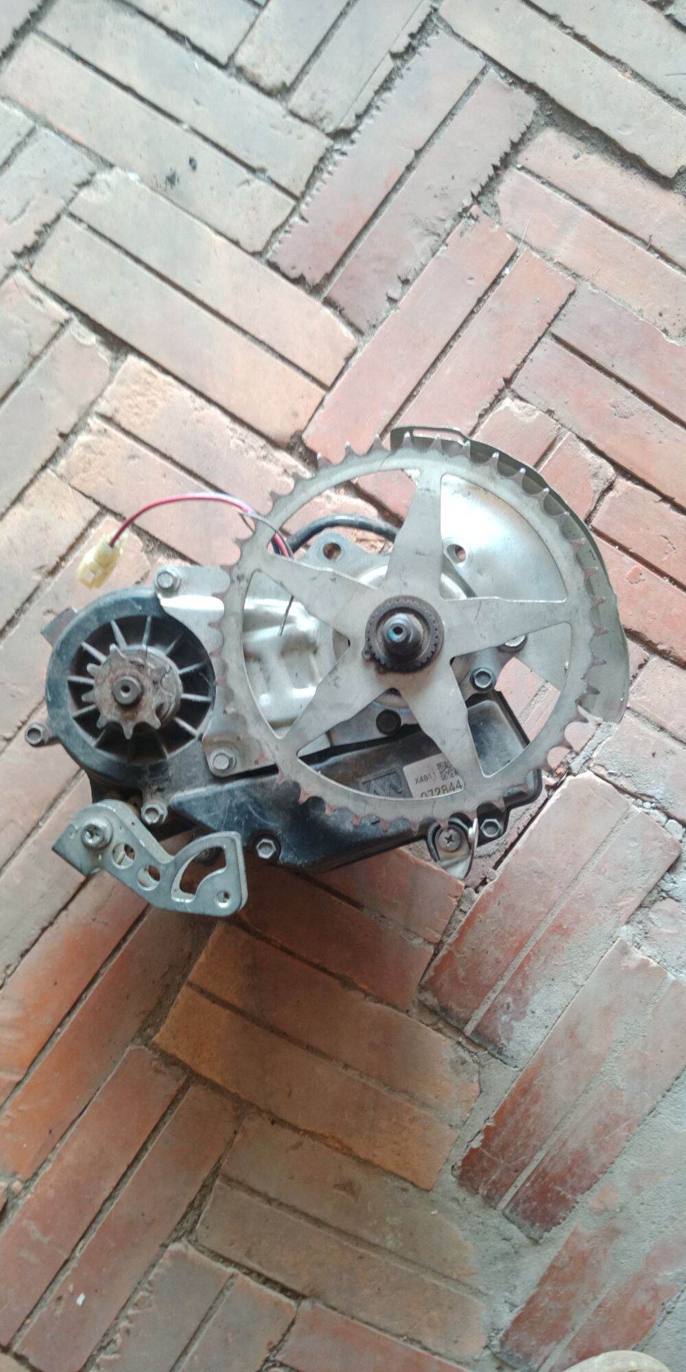 Cục máy yamaha xe đạp điện