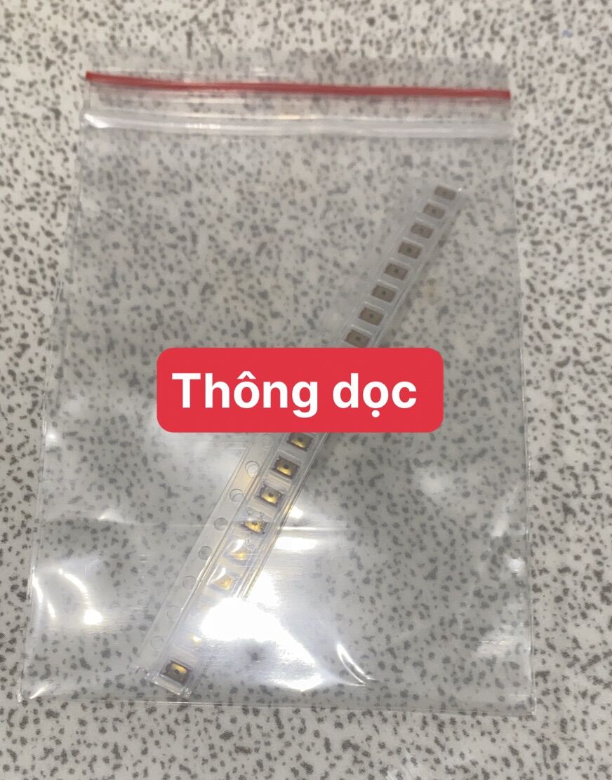 COMBO 20 Công tắc Oppo 4 chân thông ngang / dọc