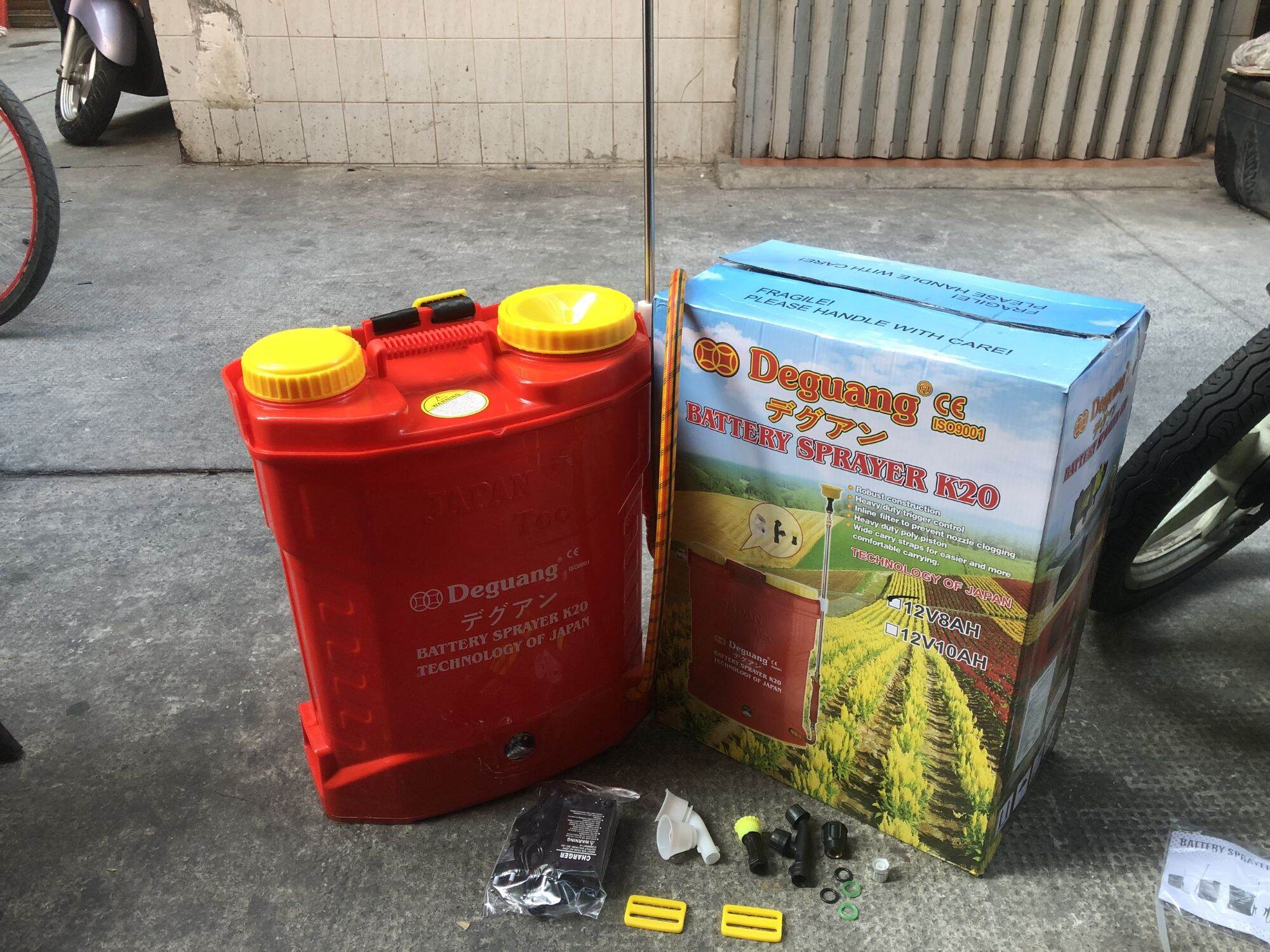 Bình xịt điện 2 bơm 20L Deguang
